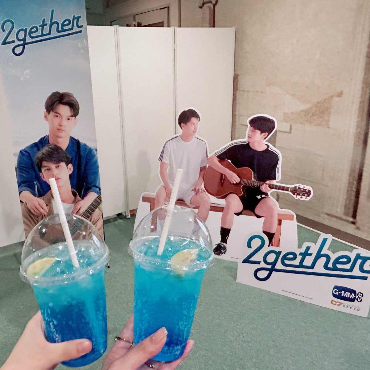 _nuisance_tree_'s tweet photo. 久しぶりにたっぷり2getherに触れられて最高だったしやっぱり2getherってシンプルにおもれ〜〜〜〜！！！大画面で見られる機会もないから本当ありがたかった！
壮馬くんも江口も本当かっこよくておもしれー男で更に好きになった…あとやっぱり西山宏太朗のグリーンちゃん最高すぎる　優勝　ありがとう https://t.co/MiOdiYC41y