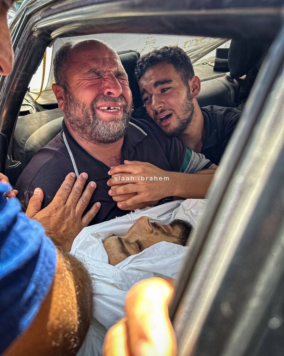 Timesofgaza's tweet photo. Day 250 | During the past 24 hours:

• 3 massacres committed by the Israeli occupation

• 30 people killed 

• 95 injured https://t.co/nTKOnhrQLF