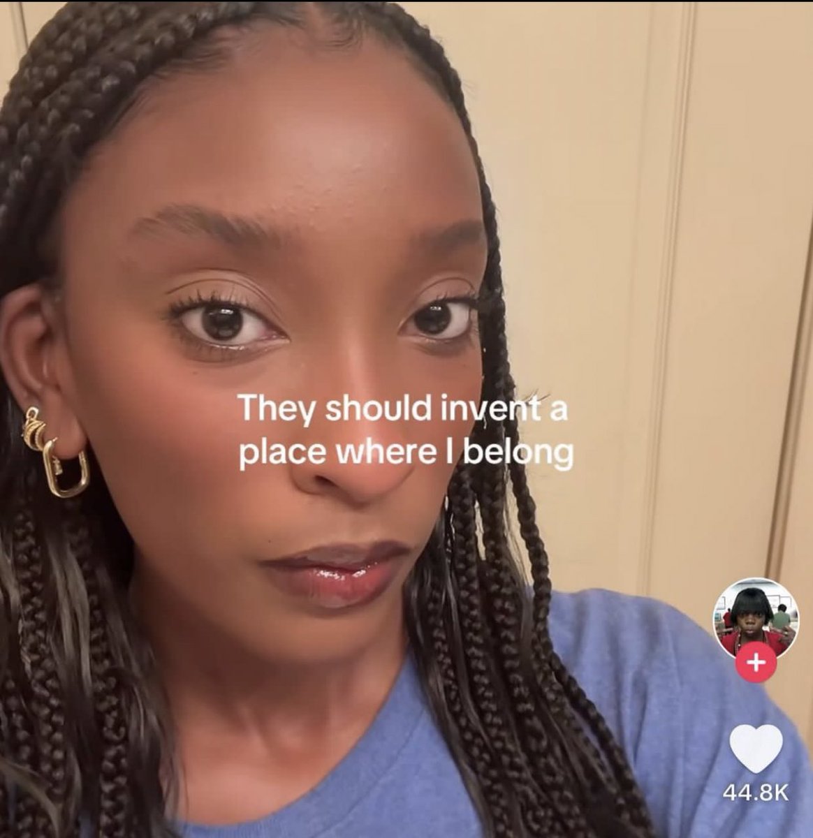 whotfisjovana's tweet image. 