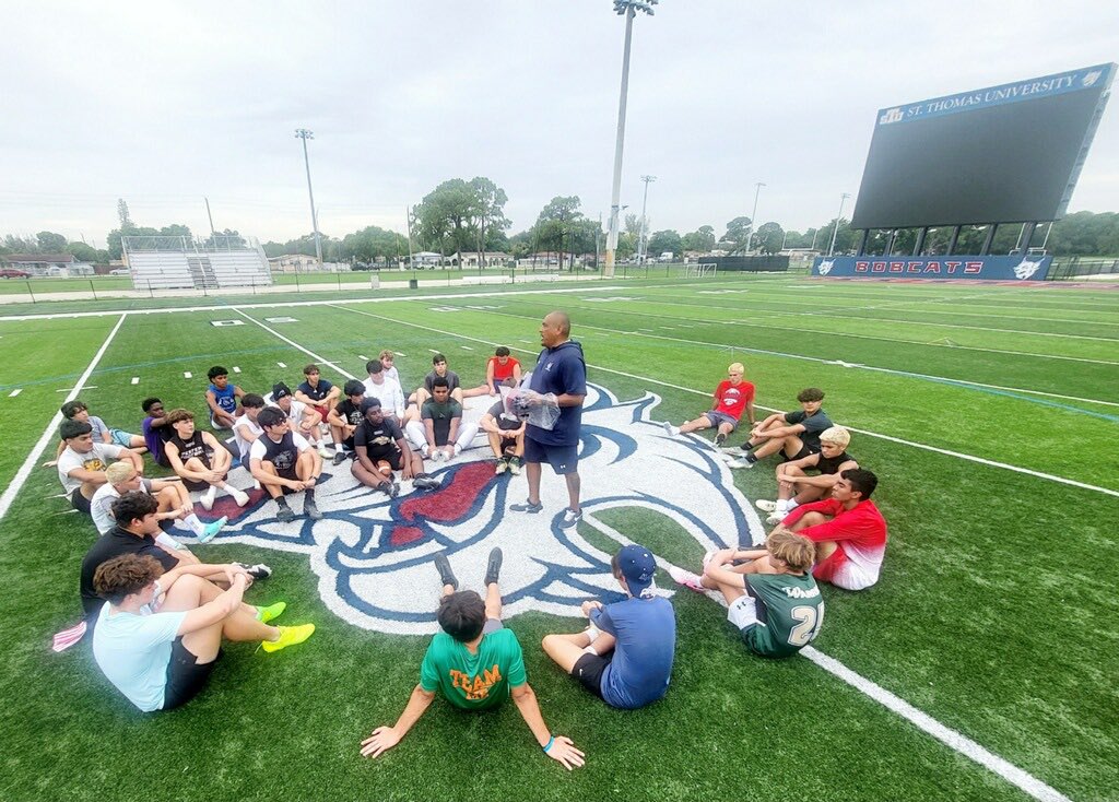 Oscar CastaƱeda (@coach_oscar13) on Twitter photo Amazing turnout today! <a href="/STU_Football/">STU Football</a> wants to thank all the specialists that attended the camp. Lots of great talent and hopefully future #Bobcats!! #stu Amazing turnout today! <a href="/STU_Football/">STU Football</a> wants to thank all the specialists that attended the camp. Lots of great talent and hopefully future #Bobcats!! #stu