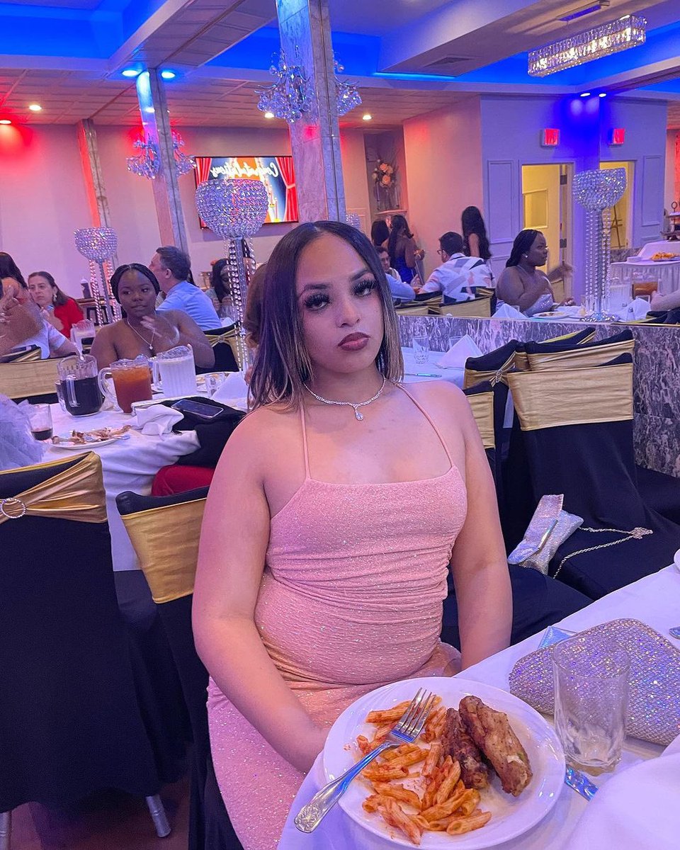 CIOBCitywide's tweet photo. What a fantastic night for the 8th grade prom at @LyonsBklyn! 🎉 Dancing, dining, and showcasing some serious style. #LyonsCommunity #MiddleSchoolProm #LookingGood #LyonsFamily #WeAreFamily @NYCSchools https://t.co/Yoa3YDFr26