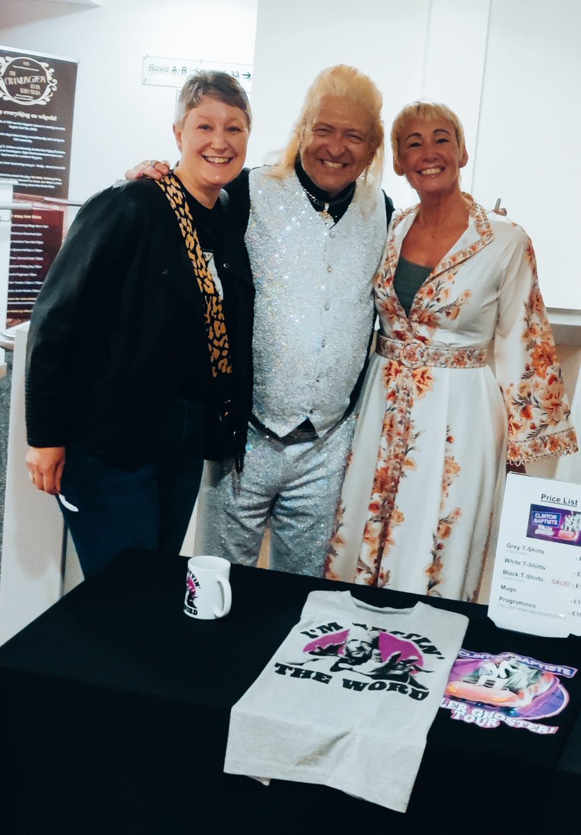frisby21's tweet photo. Amazing night, much needed laughs. Spirits were very strong 🥳 xx https://t.co/YkSDQcWwGy