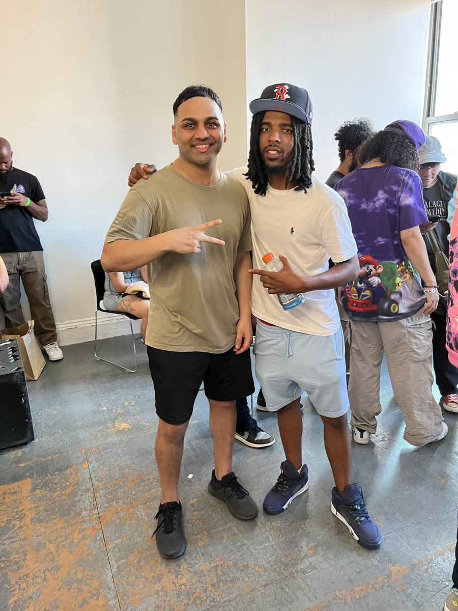 Finally got to see one of my favorites! <a href="/Ru_Bando/">RuBando 🥊</a> <a href="/iBattlePromo/">NYC - POINT FORWARD (8/30)</a>