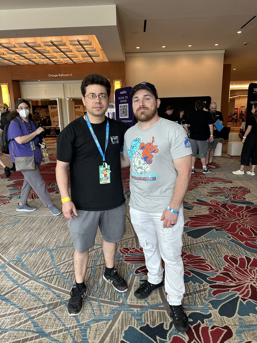 We had a BLAST at <a href="/CardPartyHQ/">Card Party</a> ! Everyone was SO down to earth and <a href="/PatFlynn/">Pat Flynn</a> ran an amazing event! Bummed I didn’t get to meet Pokerev but you can’t win em all!