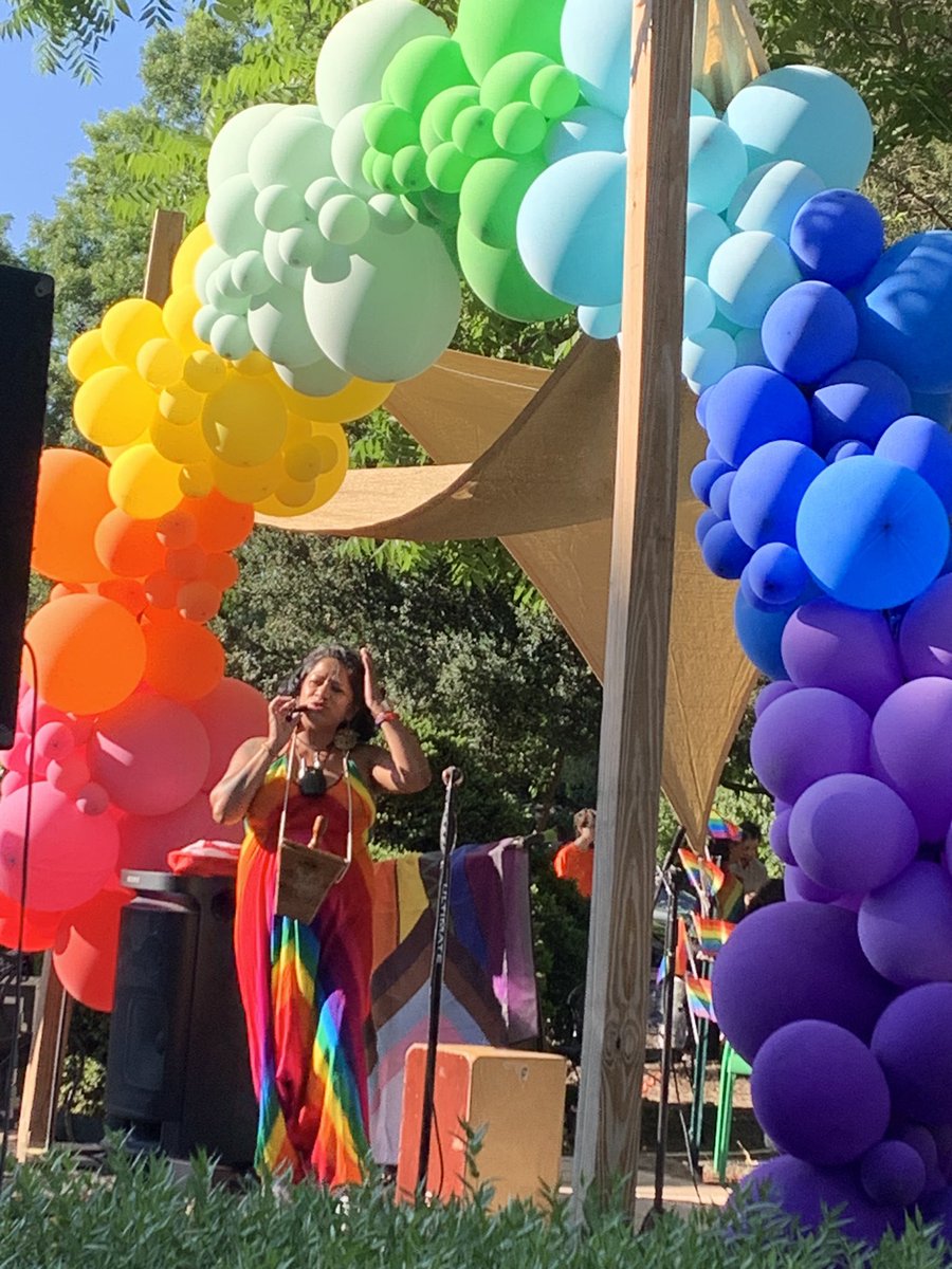Montoya4MCPS's tweet image. Happy 1st Pride Poolesville! Many thanks to Dave &amp;amp; Sandy from Locals for donating this amazing space; Angela from Riverworks for bringing the Afro-Latin fusion &amp;amp; most importantly, the #Poolesville community for welcoming me to the fun! #pride #mocomd