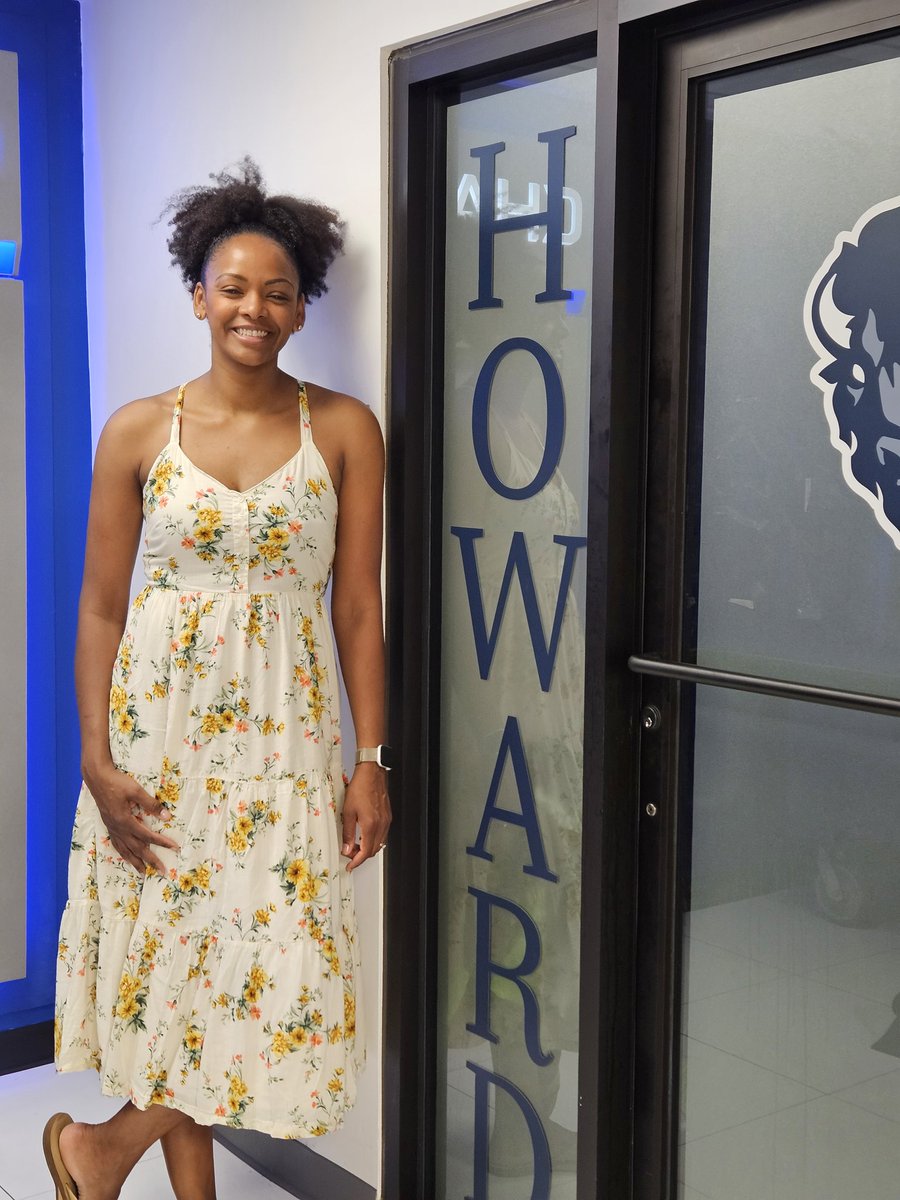 Rhonda Vonshay Sharpe (@rhondavsharpe) on Twitter photo Congratulations to <a href="/jevaygrooms/">Dr. Jevay Grooms</a>, the first Black woman hired as an assistant professor of economics and promoted with tenure to associate professor of economics at <a href="/HowardU/">Howard University</a>. Under the leadership of Omari Swinton, <a href="/HowardEcon/">Howard Economics</a> now has three tenured Black economics professors. Congratulations to <a href="/jevaygrooms/">Dr. Jevay Grooms</a>, the first Black woman hired as an assistant professor of economics and promoted with tenure to associate professor of economics at <a href="/HowardU/">Howard University</a>. Under the leadership of Omari Swinton, <a href="/HowardEcon/">Howard Economics</a> now has three tenured Black economics professors.