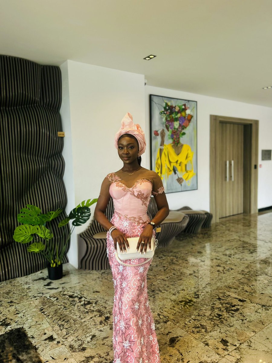 zeezarh's tweet photo. 1st Owambe of the year🥰
#HSUnion https://t.co/eK4aUzrlGW