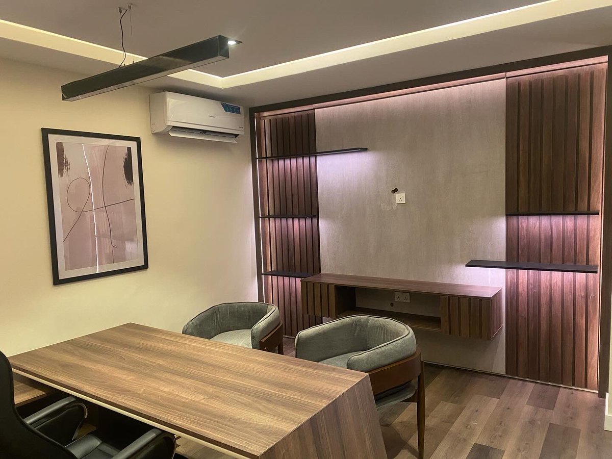 yp_exclusive's tweet photo. Executive Office that speaks Elegance and Simplicity✨ 

#interiordesign #interiordecor #Furniture https://t.co/dEZ4jlsu9x