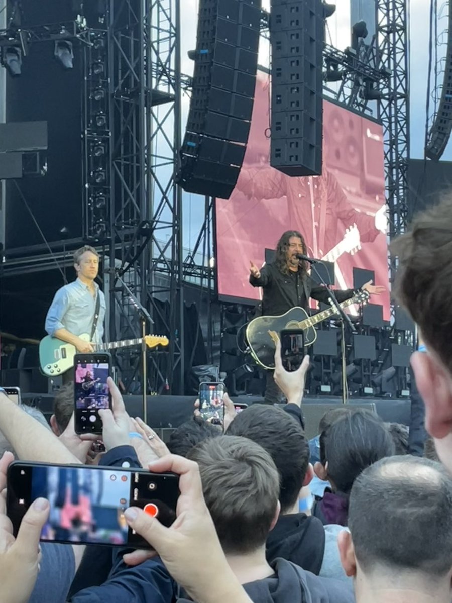 Emma Edgoose tweet media