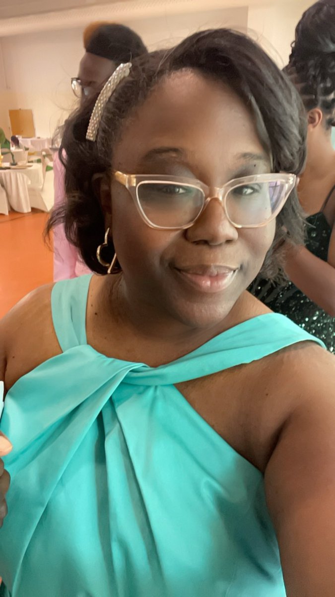 Vivrant Thang 💙 tweet media