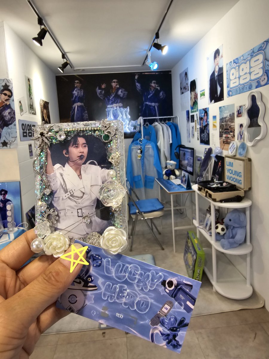 woongflower0616's tweet photo. 너에게 닿기를
너가 우리에게 매일 외친것처럼
#임영웅
항상 건강하고 행복하길
#임영웅_생일축하해

나 오늘 이거 받으러 다시 go ㅎㅎ
@rosepearl__ 

#영웅이만_믿고_가⠀
 #영시에서_평시가_되⠀ https://t.co/zLPjk2iPrE