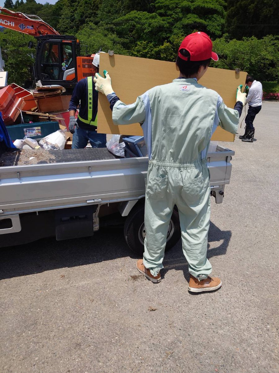 uyghurrose's tweet photo. お店の常連のお客さんが親子で能登地震のボランティアに毎月行ってま���
能登の復興を願っています！
日本頑張ろう！能登の皆さん頑張ろう！ https://t.co/XAm3Lpx3Pp