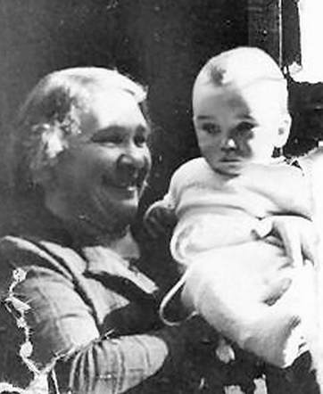 Auschwitz Memorial tweet media