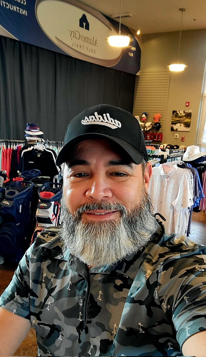 PlantToPan's tweet image. Time to chase some golf pins #fore #teatime ##golfinchef