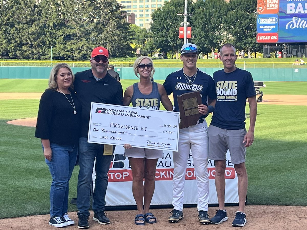Congratulations to Providence High School’s Luke Kruer, the 2024 recipient of the L.V. Phillips Mental Attitude Award for Class 2A Baseball, presented by Indiana Farm Bureau Insurance! 🎓⚾️
<a href="/ProvidenceAD/">Providence Athletics</a> <a href="/INFarmBureau/">Indiana Farm Bureau</a>