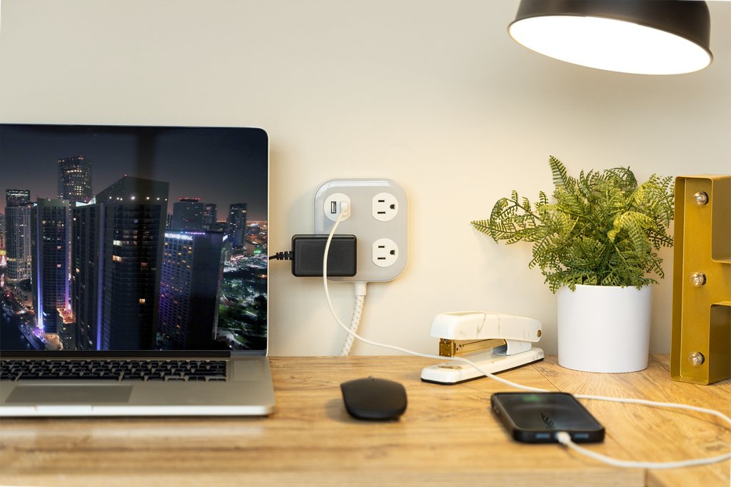 CordinateBrand's tweet photo. Function, style, and convenience— all in one with the Cordinate ADAPT 3-Outlet, 2-USB Extension Cord. 🔌

https://t.co/p8xwv51Z9g https://t.co/6WwtzbLKbi