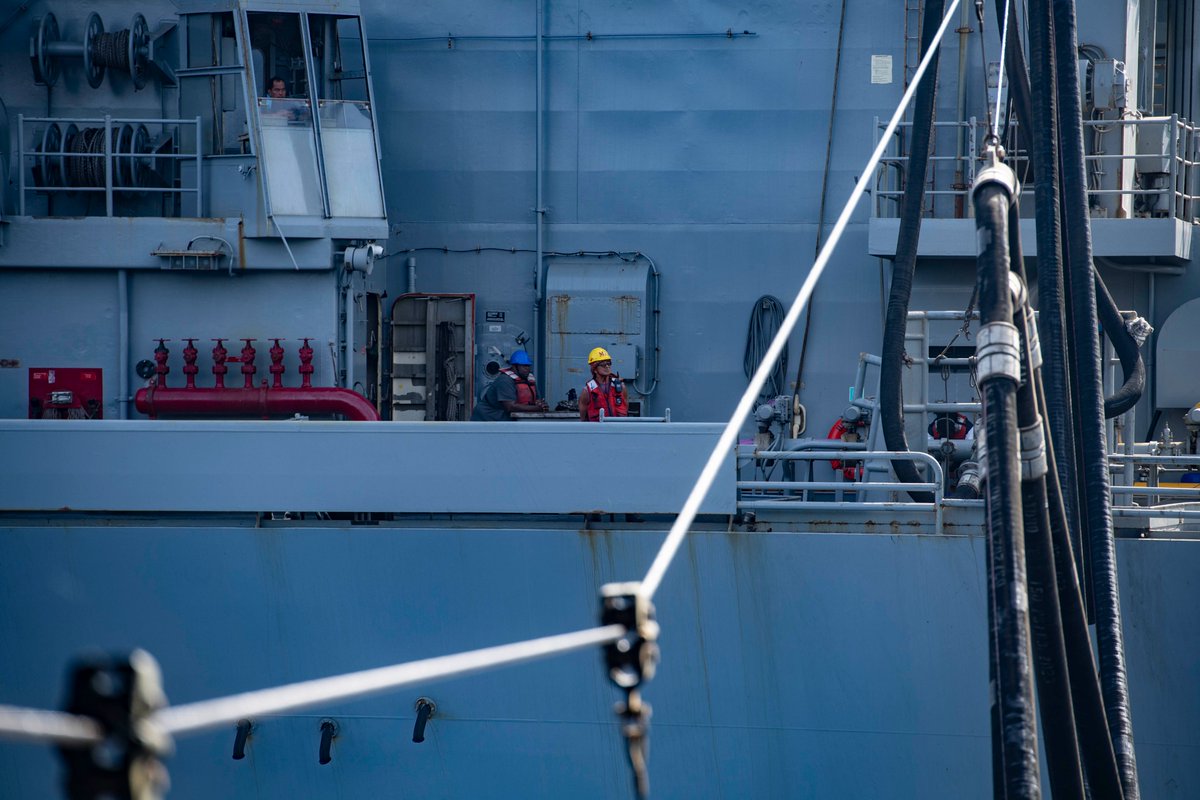 USS Dwight D. Eisenhower (IKE) tweet media