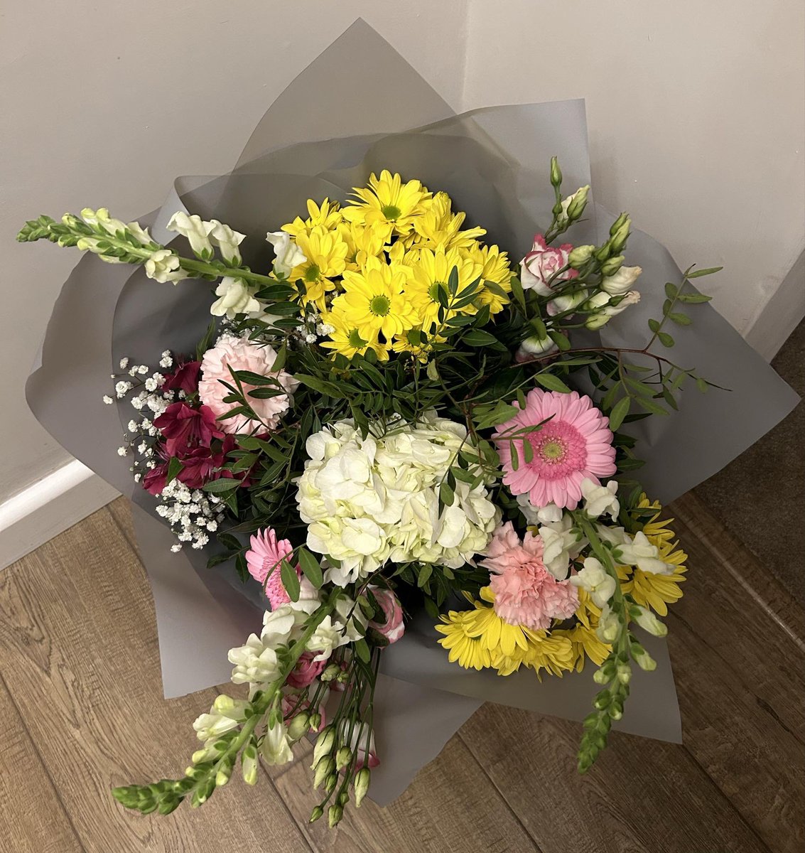 Miss M Thomas tweet media