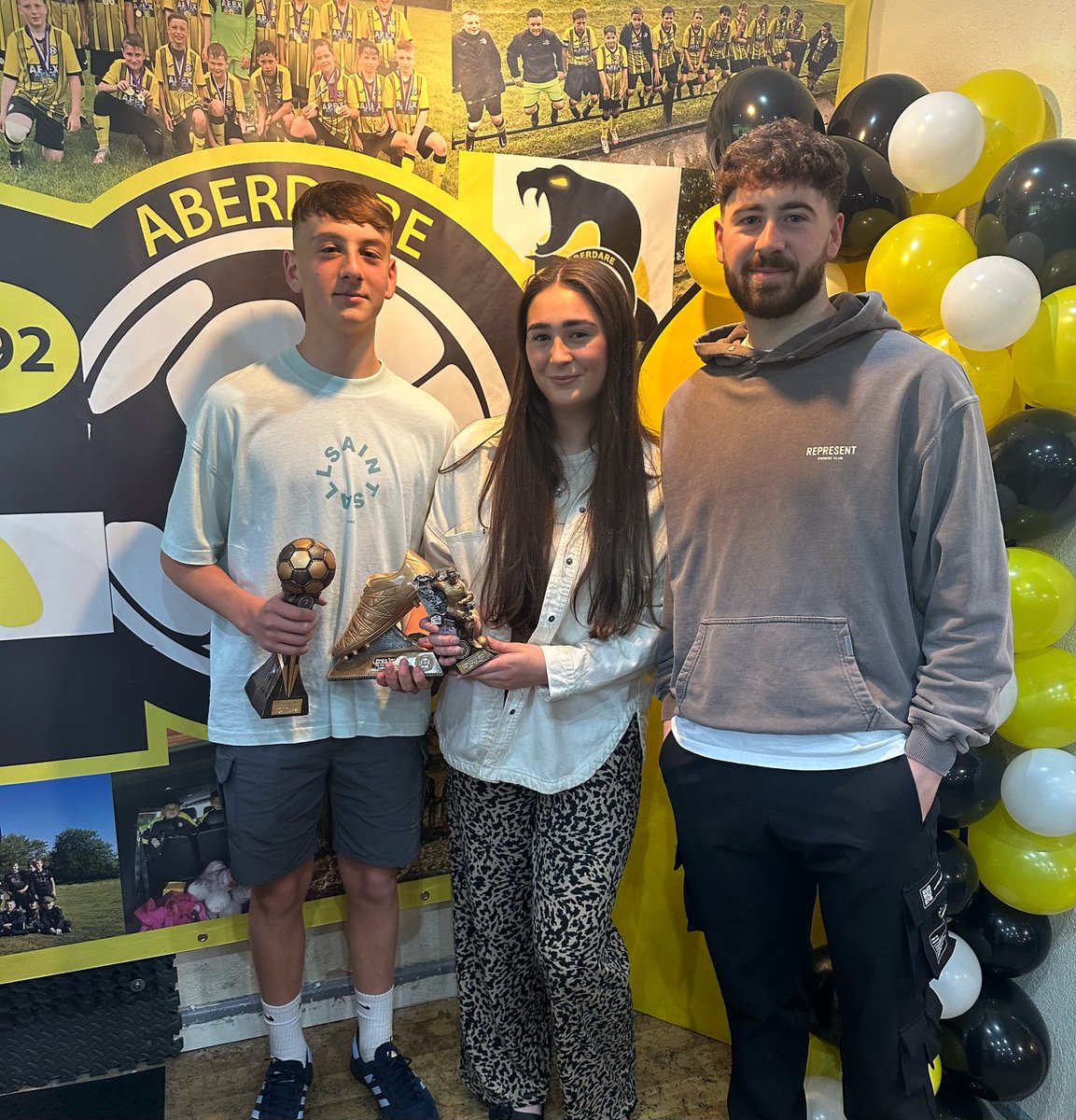 Miss M Thomas tweet media