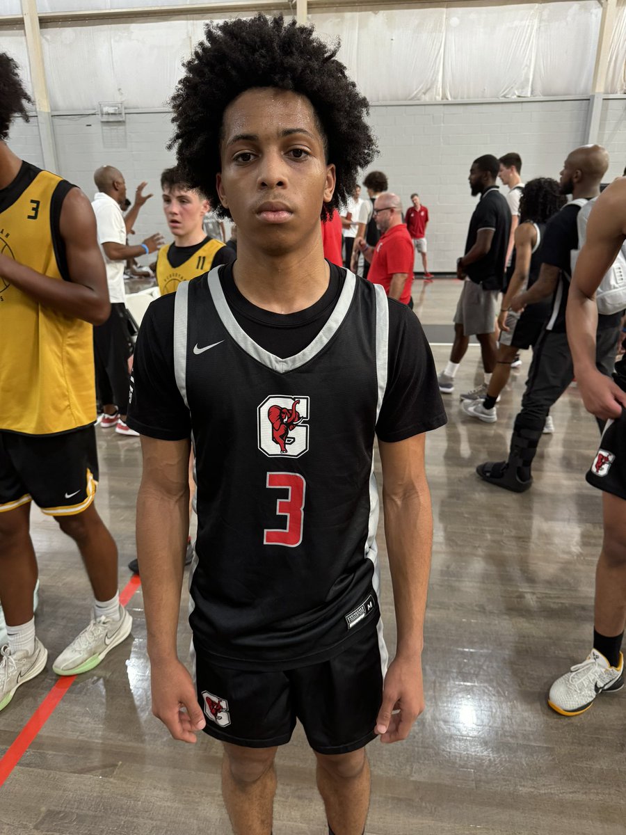 OntheRadarHoops's tweet photo. KJ White @thekevinwhite_ ran the show for Gainesville all day making good decisions and picking his spots when he needed too. @RedElephant_MBB https://t.co/NLEbTK2iRF