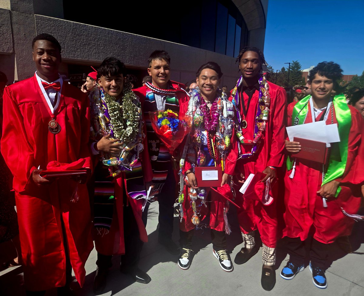 Wooster Boys Basketball tweet media