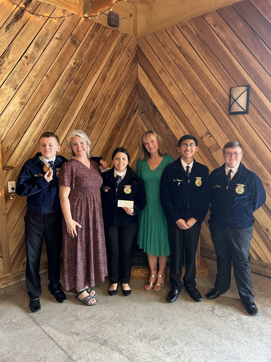 These FFA members helped at the CASA of the Heartland Farm to Fork Dinner tonight.