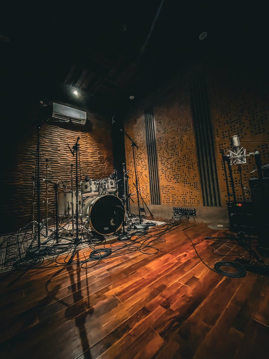 NEVERLAND STUDIO tweet media