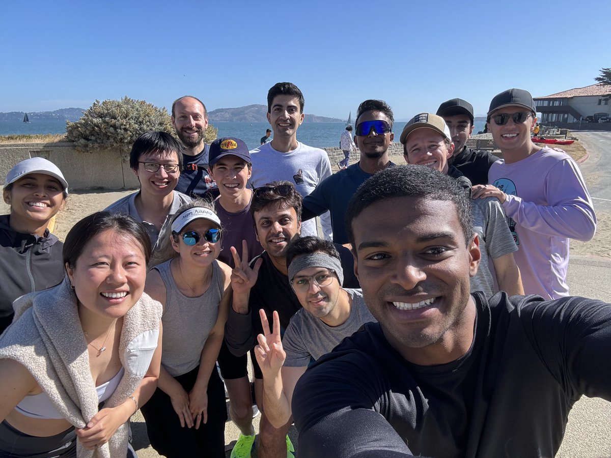 Running smiles are infectious!

Week 5 of <a href="/builderswhorun/">Builders who Run</a> SF ✅💪 

Stay tuned for next week‘s venue