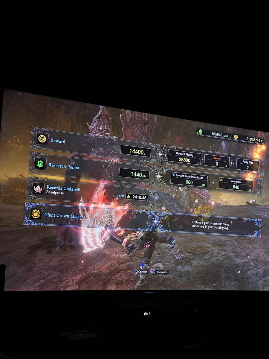 simbanino's tweet photo. Finally, just a 1 small crown from my platinum. The grind has been hard but this is a challenge I want to complete 

#monsterhunter
#monsterhunterworld
#mhw https://t.co/FREifnfSsb