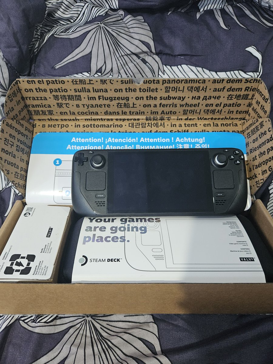 alg_cs's tweet image. bye pc muna heh
#valve