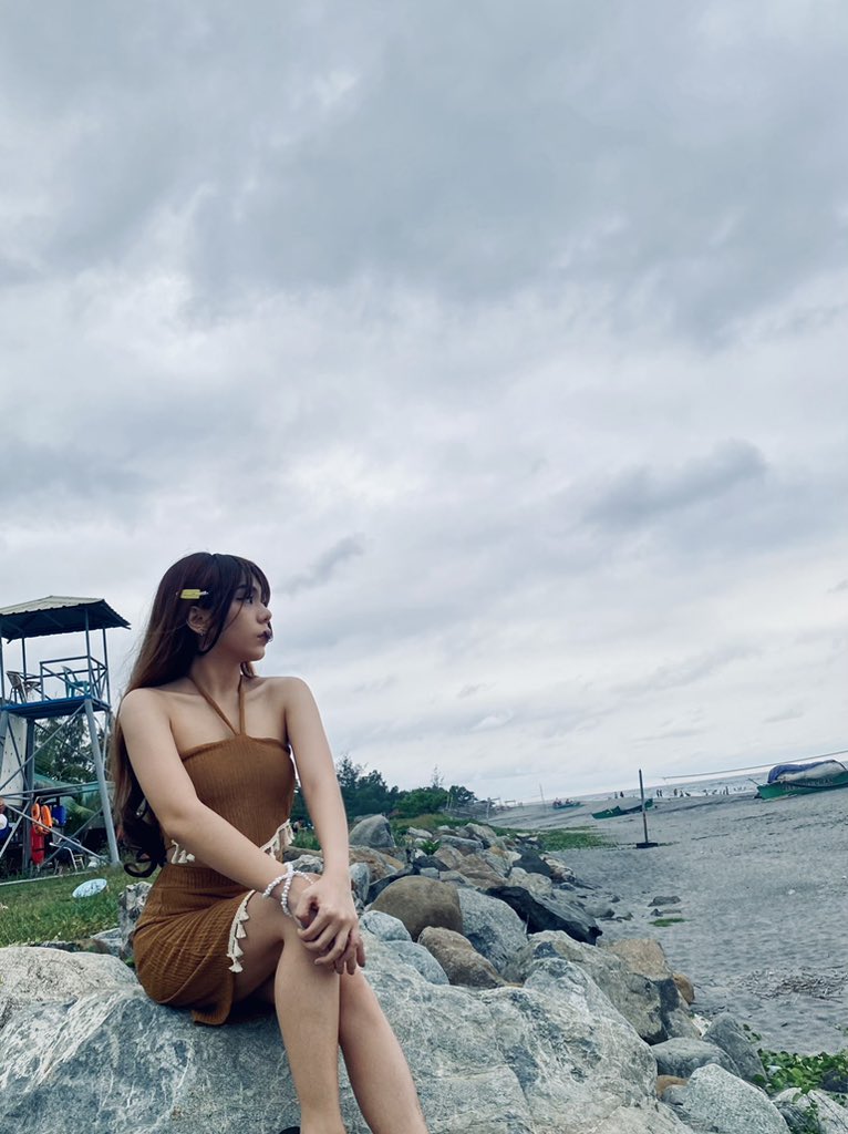AliceDeLeon_'s tweet photo. Waves 🌊🩷 https://t.co/1gXRZvask3