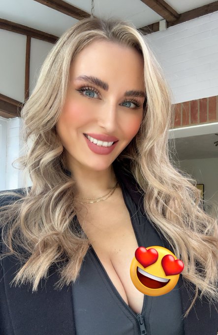 Watch 🖤 Sammy Braddy🖤's leaked NSFW photo on TwXstars