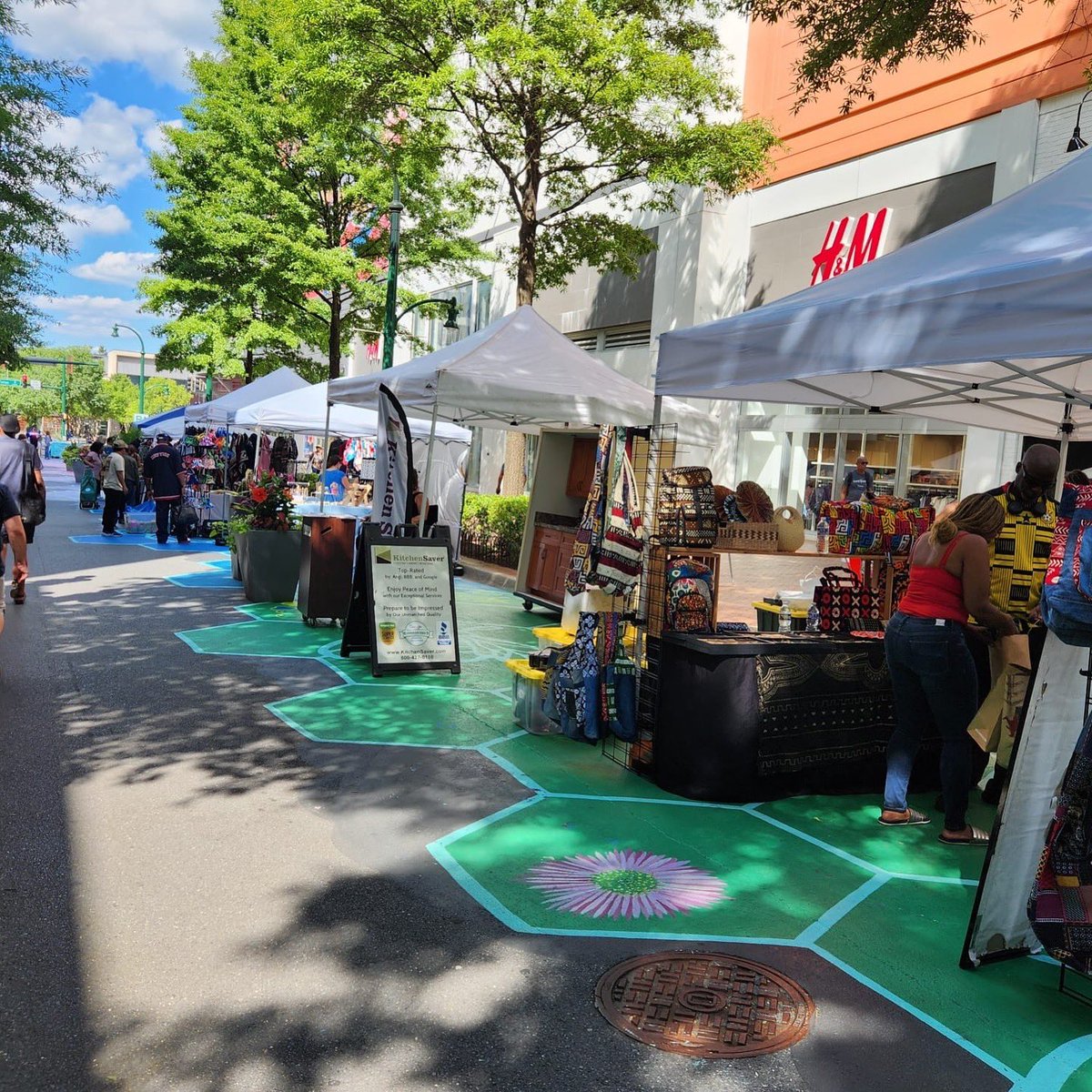 cmkatestewart's tweet image. The Silver Spring Downtown Blues Festival brought our community together for a weekend of music and fun! Great to see everyone there. #SilverSpring #Community #BluesFestival