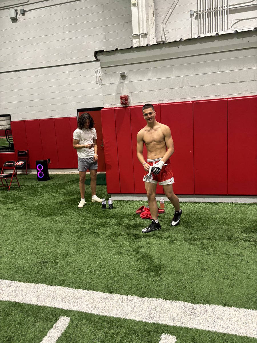 julien_quinones's tweet photo. Getting ready for Texas tech camp tomorrow, with @_jesseluna_ and @dominicquinone5‼️‼️@CoachCochranTTU https://t.co/lulhISt0JN