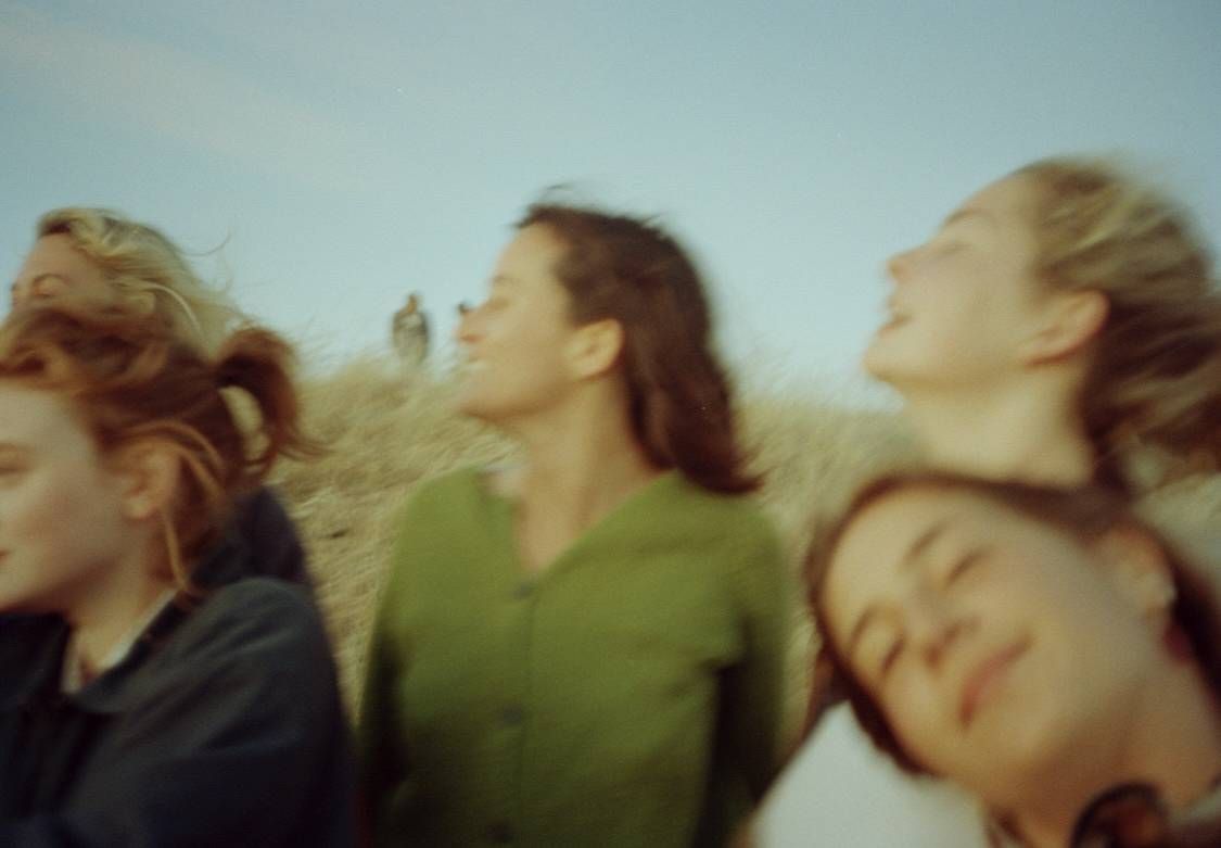 Photographs of people catching waves, dropping into half pipes, wandering through forests, and chasing sunsets followed by sunrises all fill up Estella Cruz Mora Lopez's growing collection of film photographs of the places that mean a lot to her. 🌅🌳

buff.ly/45lxkru