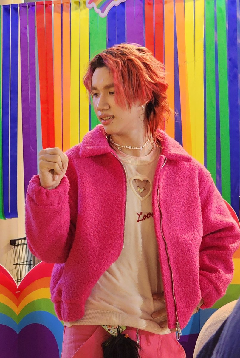 they_mademyday's tweet image. #George4MIX หนุ่มคนนี้แอบดื้อเงียบค่ะ
#4MIX
#PrideForAll #PrideThailand #NONTHABURIPRIDECELEBRATION🏳️‍🌈 #CentralWestgate