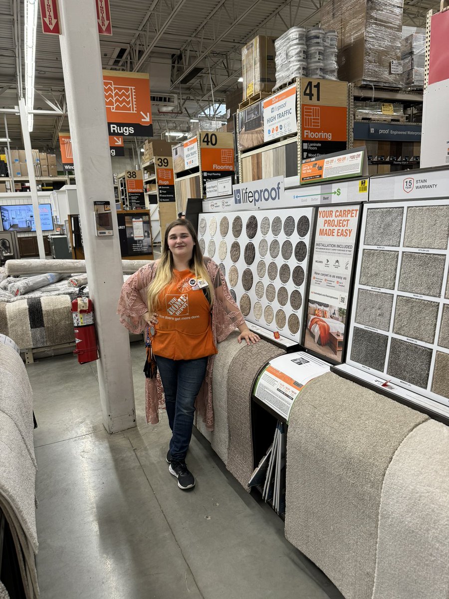 DavidGa20080606's tweet photo. At Store 3487 in Plaistow NH talking #flooring with new DH Ashley. She’s #PKplus certified and ready to drive #flooringmeasures. #StepUpYourFlooring #ACSflooring #serviceprovider #flooringsales https://t.co/hL7XPJgb9m
