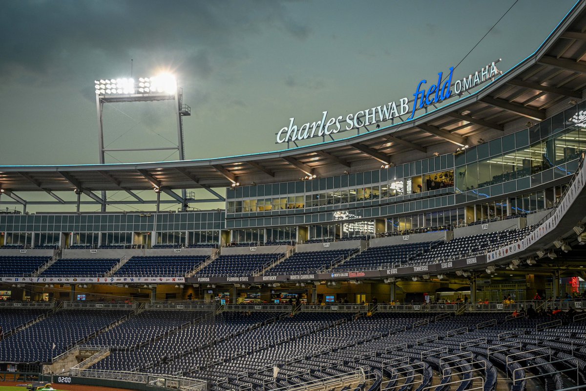 Shouldn’t these seats be filled by now? #cws