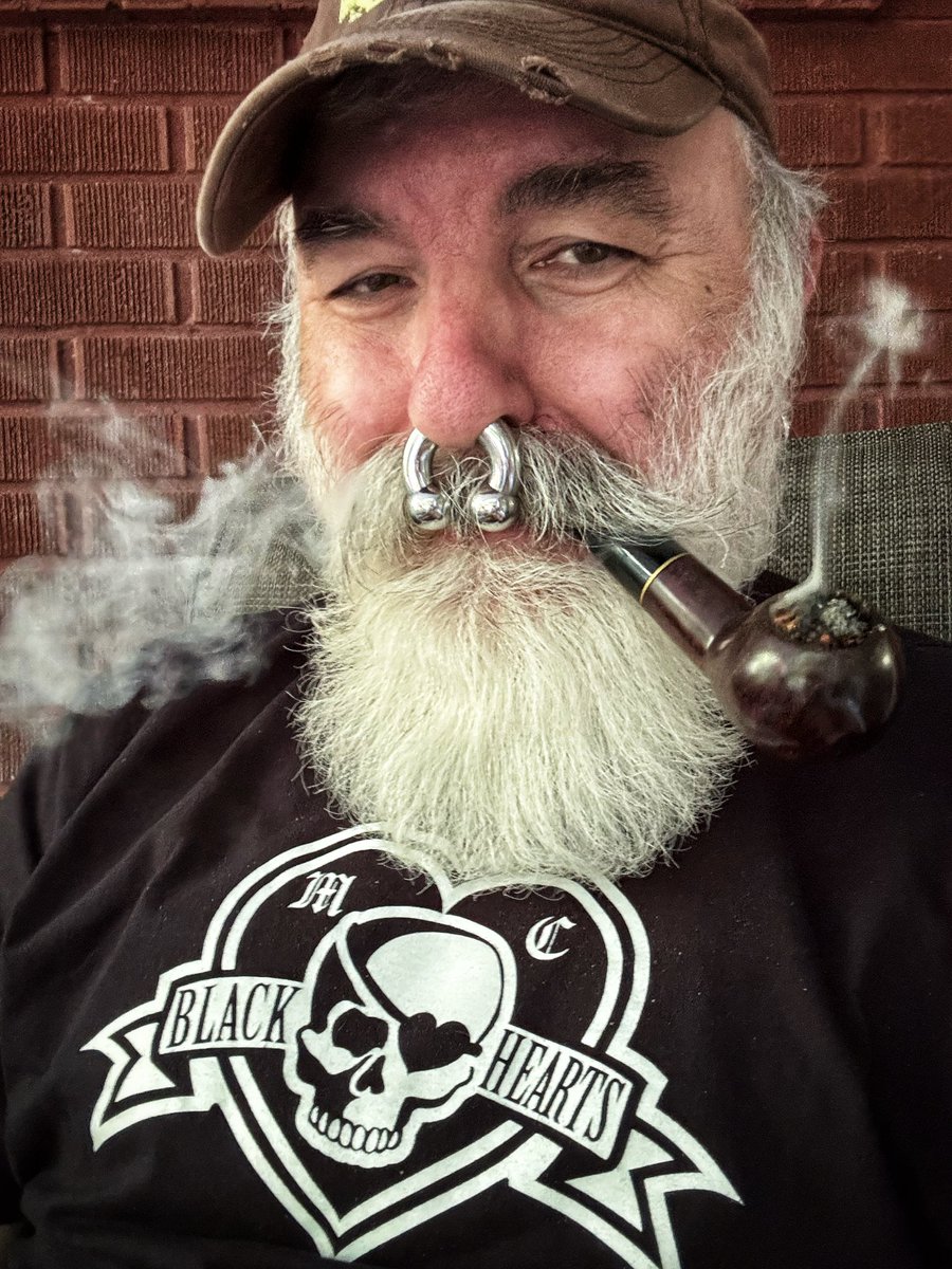 beardwrasslr's tweet photo. Hey https://t.co/zpgH04zXjy