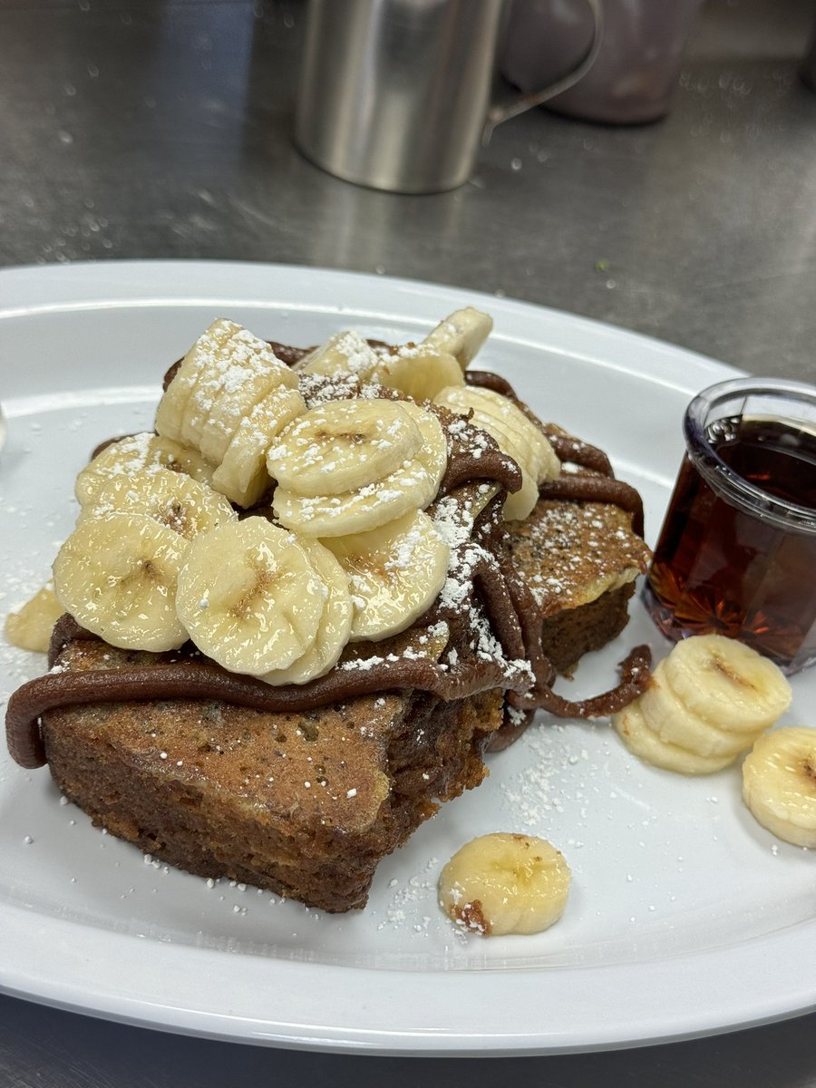 We have a little something for everyone so bring Dad in for the perfect breakfast to celebrate! Open 7am-2pm! 

Happy Fathers Day!!