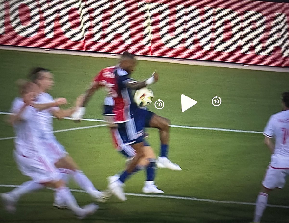 bengott55's tweet photo. One of these was called a handball, the other was not. https://t.co/eYi7HsZEwj