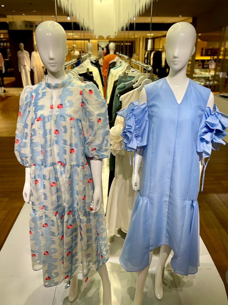 Art_meets_Life's tweet photo. Arobe POP-UP STORE
■6月24日(月)まで
■A館5階=プロモーションスペース
“Aquarium”をテーマに幻想的な水景世界を描いた、〈Arobe〉の2024 Spring＆Summerコレクションが登場🪸

#Arobe #ドレス #西武渋谷 #渋谷 https://t.co/L5ZAlCruft