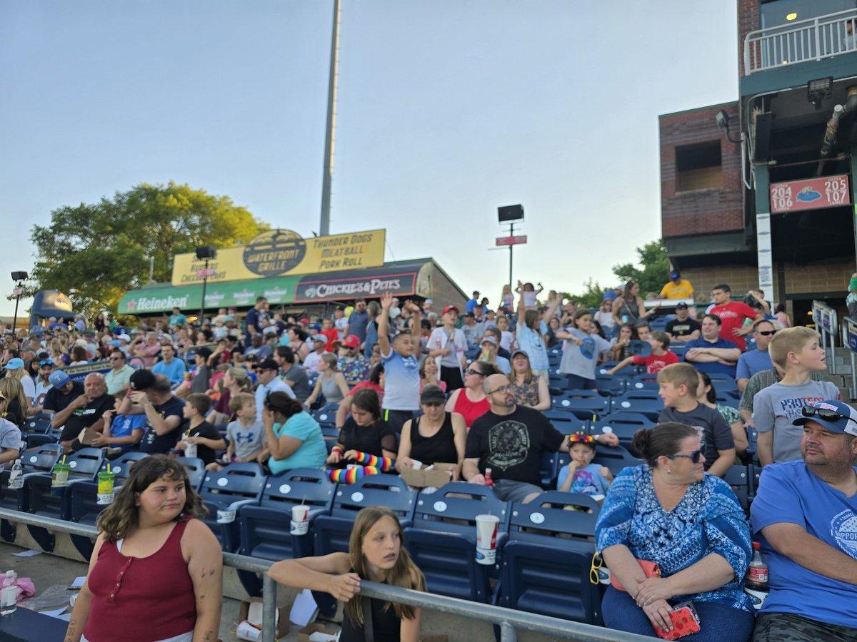 BearTavernPTO tweet media