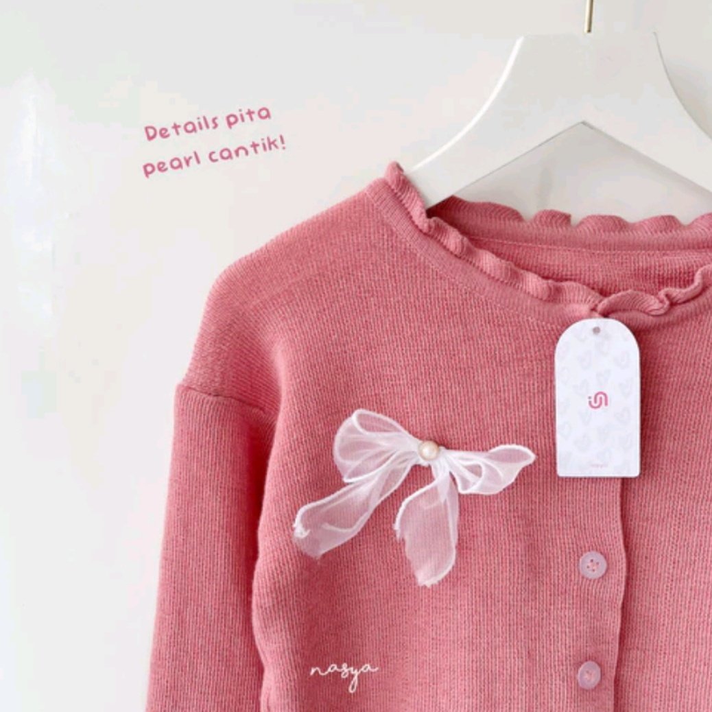 ddrainss's tweet photo. pengen cardigan polos tapi gamau polos polos banget ⁉️

nih cardigan polos tapi ada motif motif kecil dan lucuu, cocok banget buat yang gamau cardigannya terlalu polos 😉‼️ https://t.co/Xnk57IuV9E