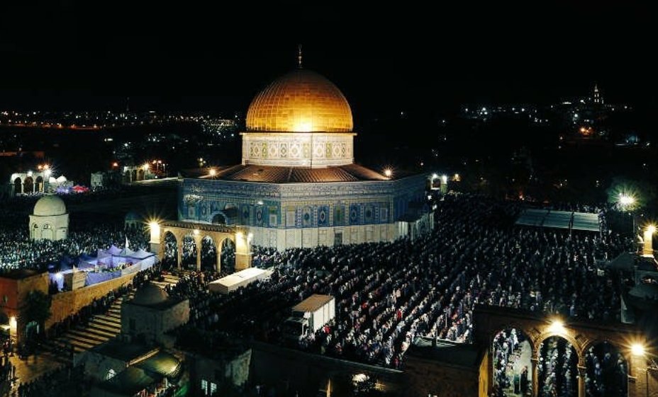 Walidkilani6's tweet photo. كل عام وأنت أجمل البلاد
عيدنا أقترب يا أرض الأنبياء والمرسلين
فلسطين 🇵🇸 https://t.co/U2f3DEHKN4