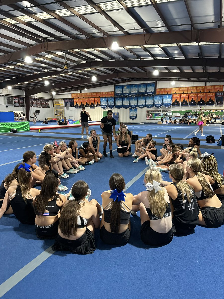 GRAY ☠️ tweet media