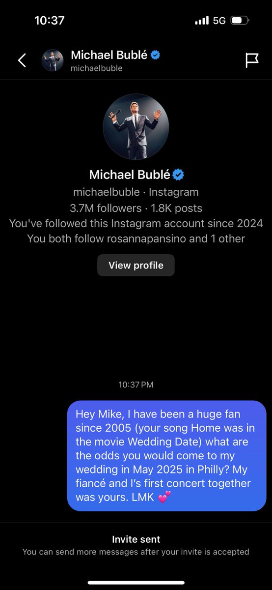 daniellemu112's tweet photo. @MichaelBuble plz answer. I’ve been floor seats for your MSG shows and went to you private NYC Christmas album event in 2011. ILY https://t.co/miR07DrTaR