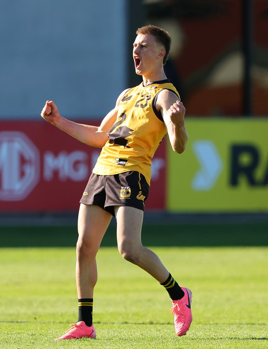 WAFLOfficial's tweet photo. WA get their first win in the National Championships - U18s Boys
WA 18.7 115
SA 6.12. 48 https://t.co/JxDKyLPFTj