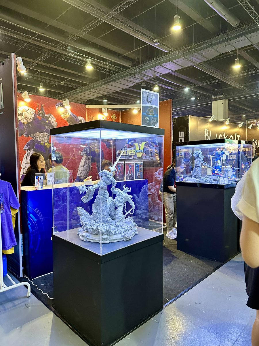 Last day of TOYCON PH: 2024! We invite you to visit the Telesuccess booth and pre-order the Voltes V vs Baizanga diorama. This is an official release from Telesuccess Productions, and it's available exclusively through them (I'm just the sculptor). Happy Father's Day!