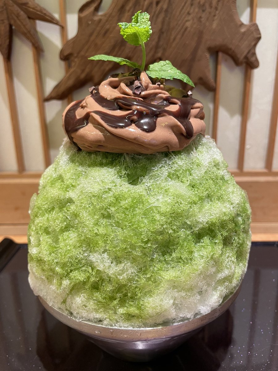0805Tomy's tweet photo. 川越市で、ミントショコラのかき氷食べてきました🍧
ミントソースがひんやりで、美味しかった。 https://t.co/8CjJdu2BVJ